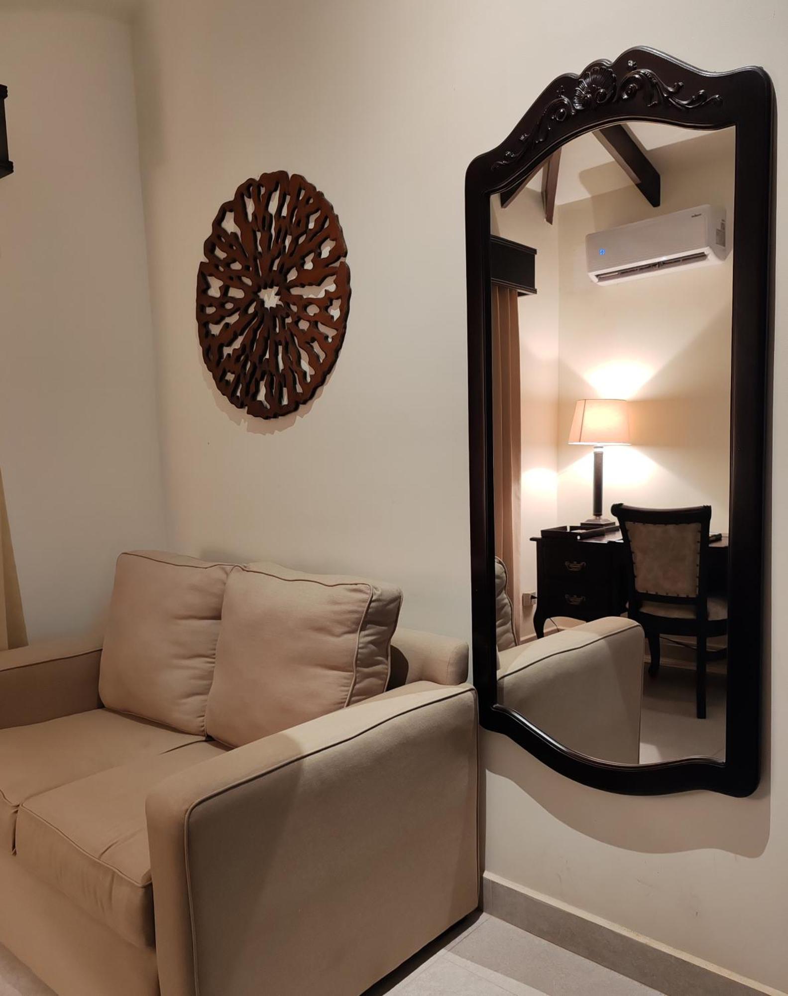 Marenaz Oceanfront Resort Эстерильос-Эсте Экстерьер фото